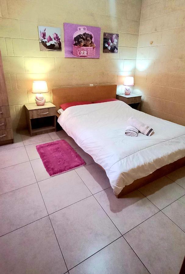 Apartment With Pool Gozo กฮาจ์นซีเลม ภายนอก รูปภาพ