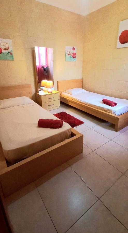 Apartment With Pool Gozo กฮาจ์นซีเลม ภายนอก รูปภาพ