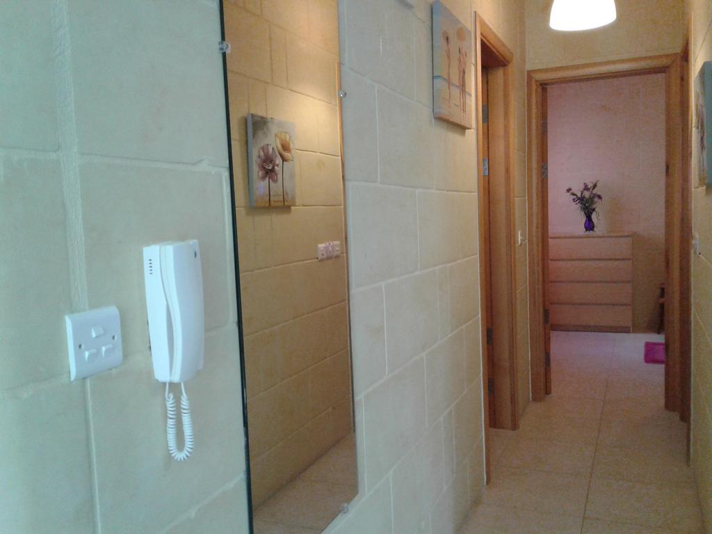Apartment With Pool Gozo กฮาจ์นซีเลม ภายนอก รูปภาพ
