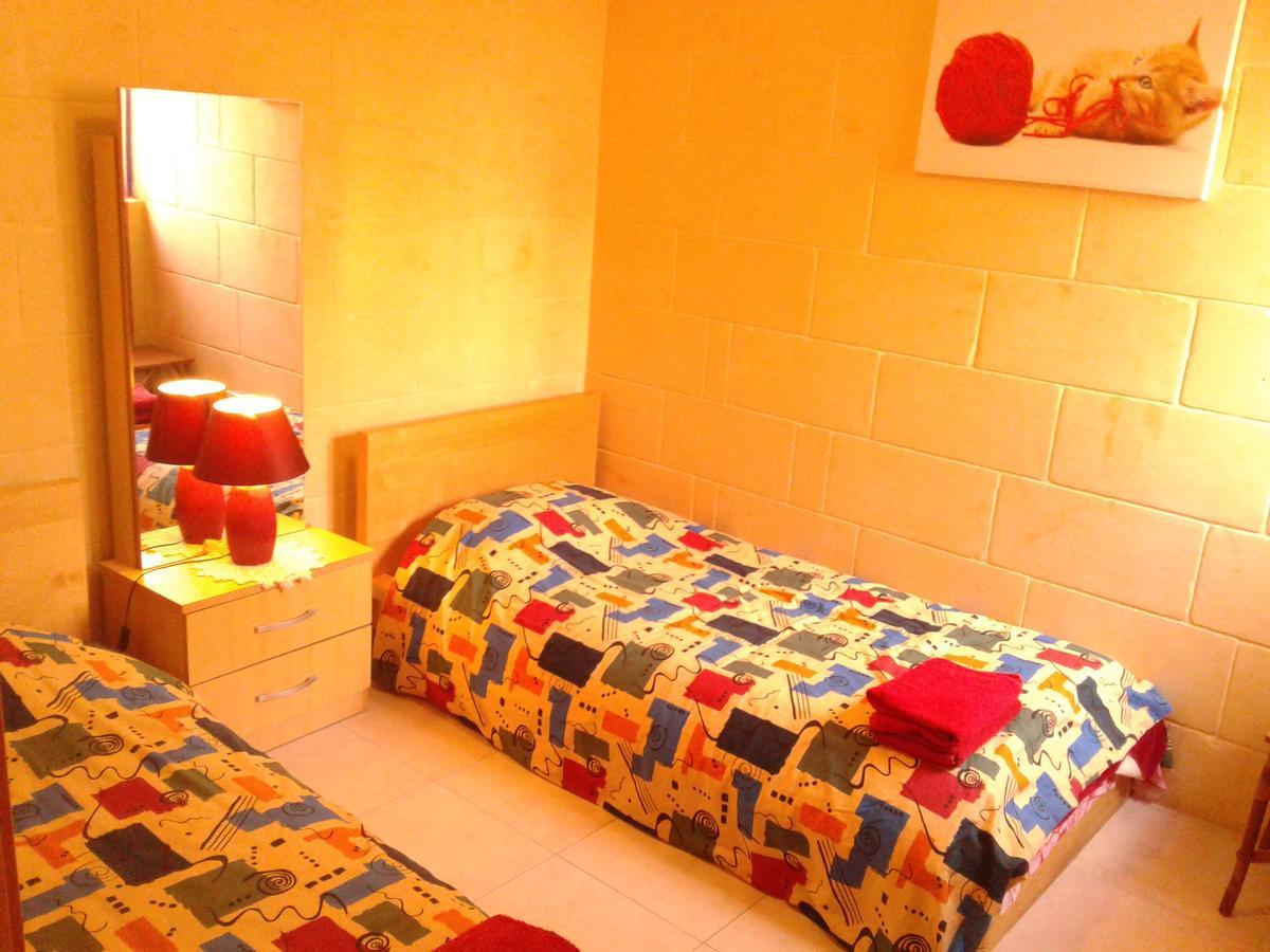 Apartment With Pool Gozo กฮาจ์นซีเลม ภายนอก รูปภาพ