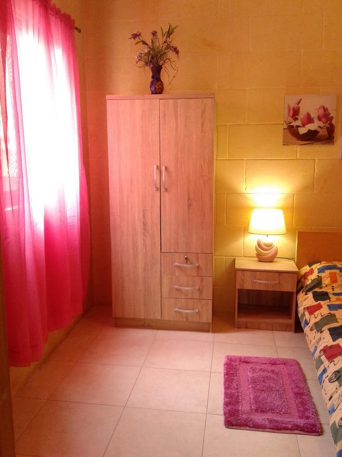 Apartment With Pool Gozo กฮาจ์นซีเลม ภายนอก รูปภาพ