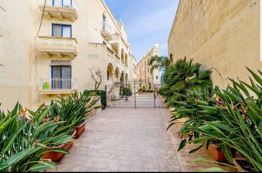 Apartment With Pool Gozo กฮาจ์นซีเลม ภายนอก รูปภาพ