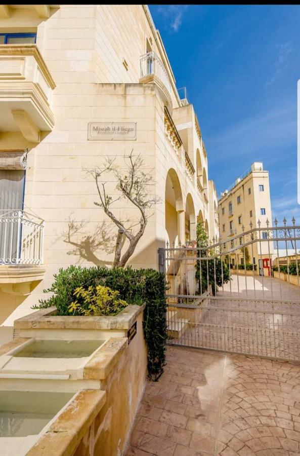 Apartment With Pool Gozo กฮาจ์นซีเลม ภายนอก รูปภาพ